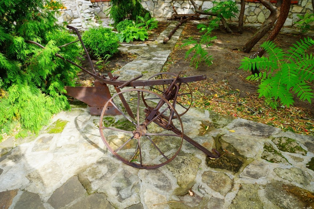 Станица Еланская, музей геноцида казачества. Старинная сельхозтехника. Станица Еланская, музей геноцида казачества. Старинная сельхозтехника.