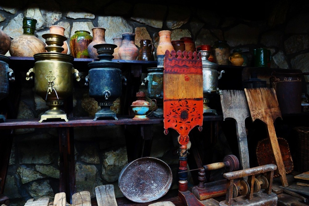 Станица Еланская, музей геноцида казачества. Утварь и инструменты старинного казачьего быта Станица Еланская, музей геноцида казачества. Утварь и инструменты старинного казачьего быта