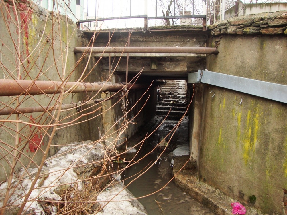 Первый подземный переход в Ростове-на-Дону на 29-й линии. Первый подземный переход в Ростове-на-Дону на 29-й линии.