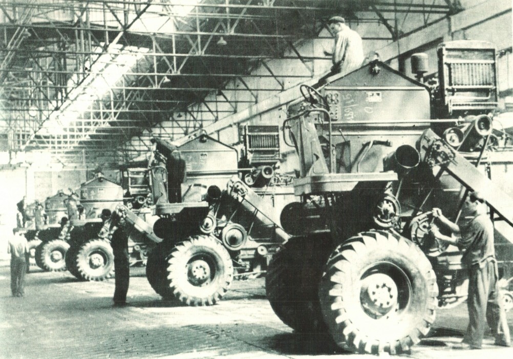 Промышленность Дона Ростсельмаш. Промышленность Дона Ростсельмаш.