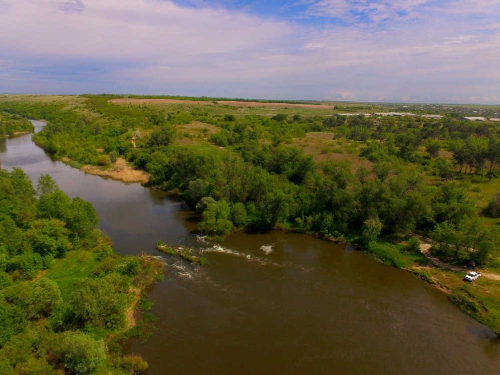 Старая мельница у хутора Крутинского на реке Калитве. Старая мельница у хутора Крутинского на реке Калитве.