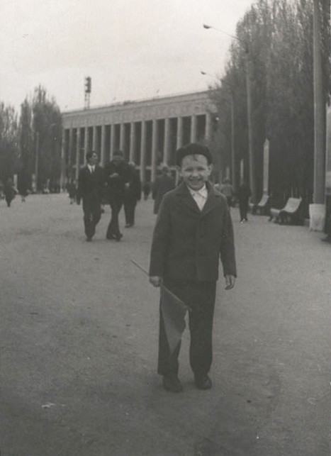 Первомайские и ноябрьские демонстрации в Ростове-на-Дону Первомайские и ноябрьские демонстрации в Ростове-на-Дону