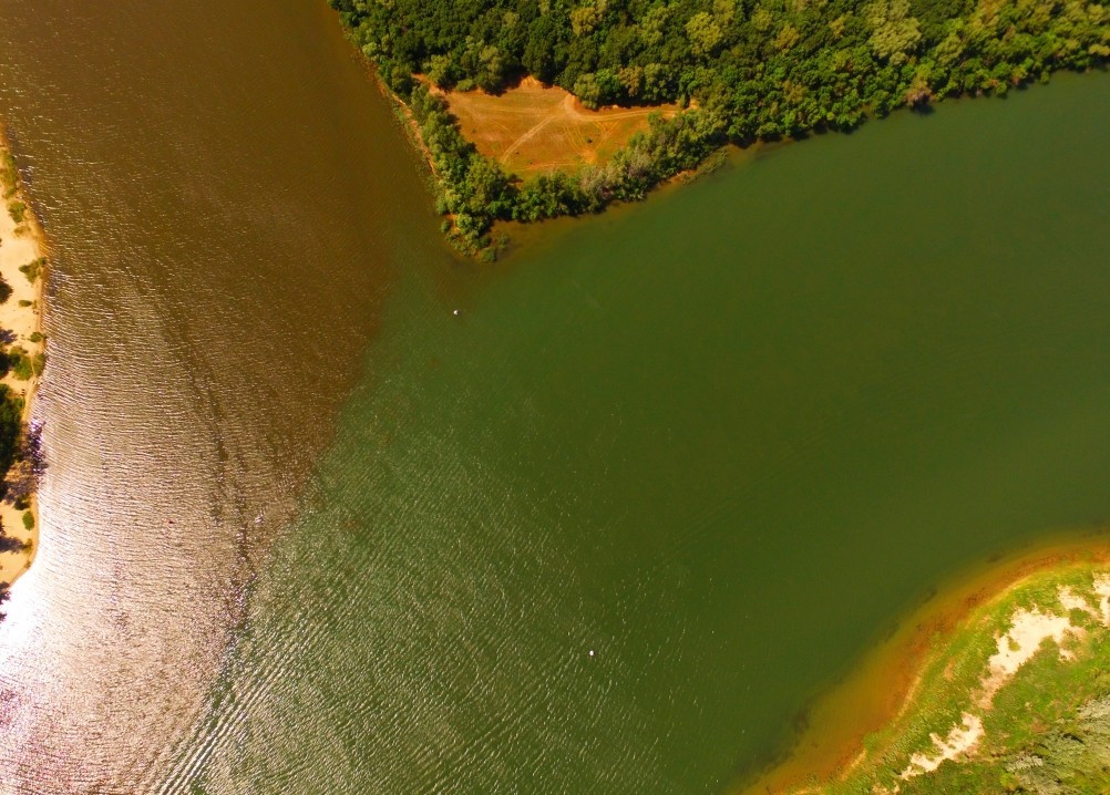 Место слияния Дона и Северского Донца у островов Куркин и Чебачий. Место слияния Дона и Северского Донца у островов Куркин и Чебачий.