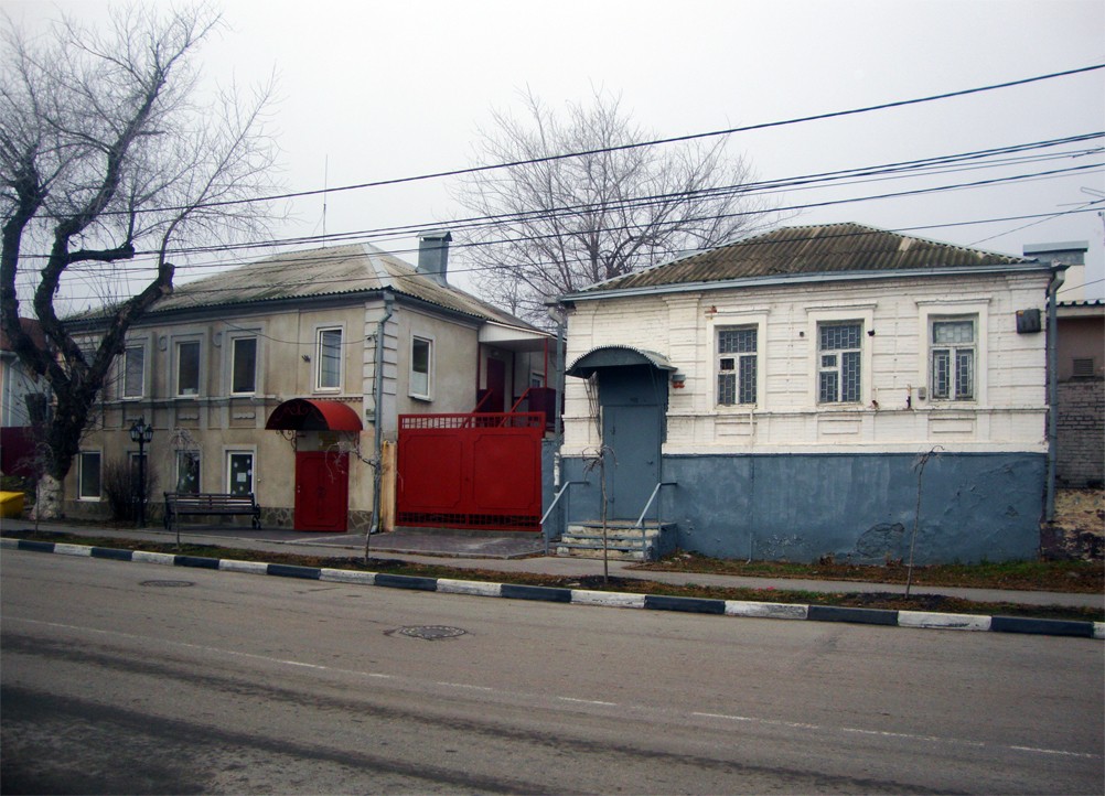 Памятники архитектуры на ул. Гулаева у Аксайской переправы