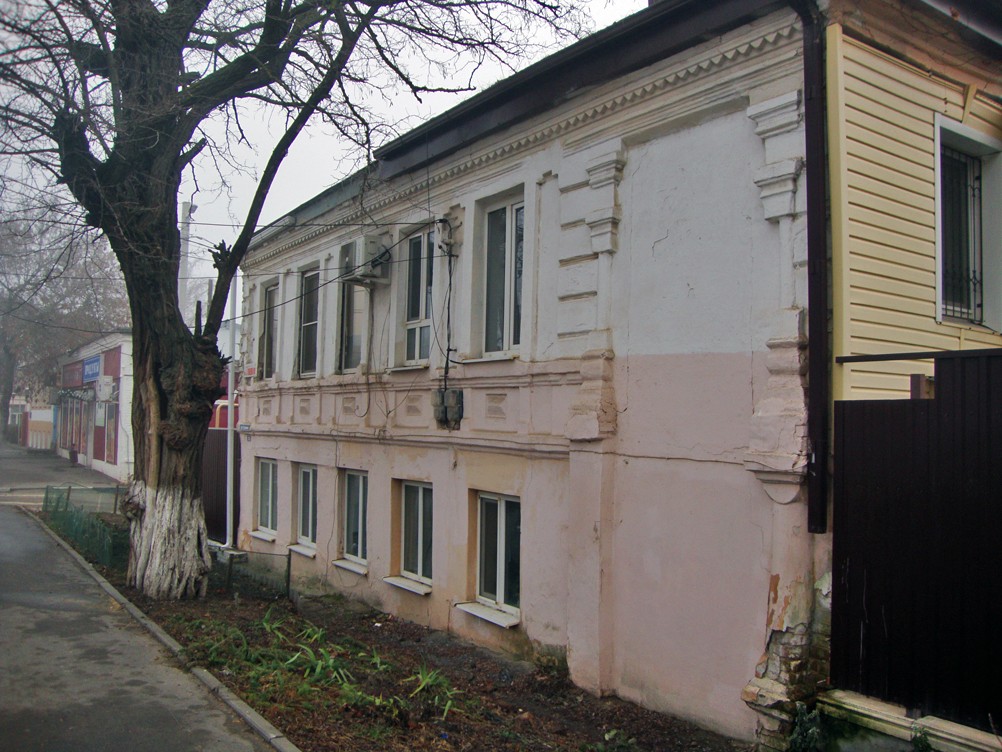 Памятники архитектуры на ул. Гулаева у Аксайской переправы