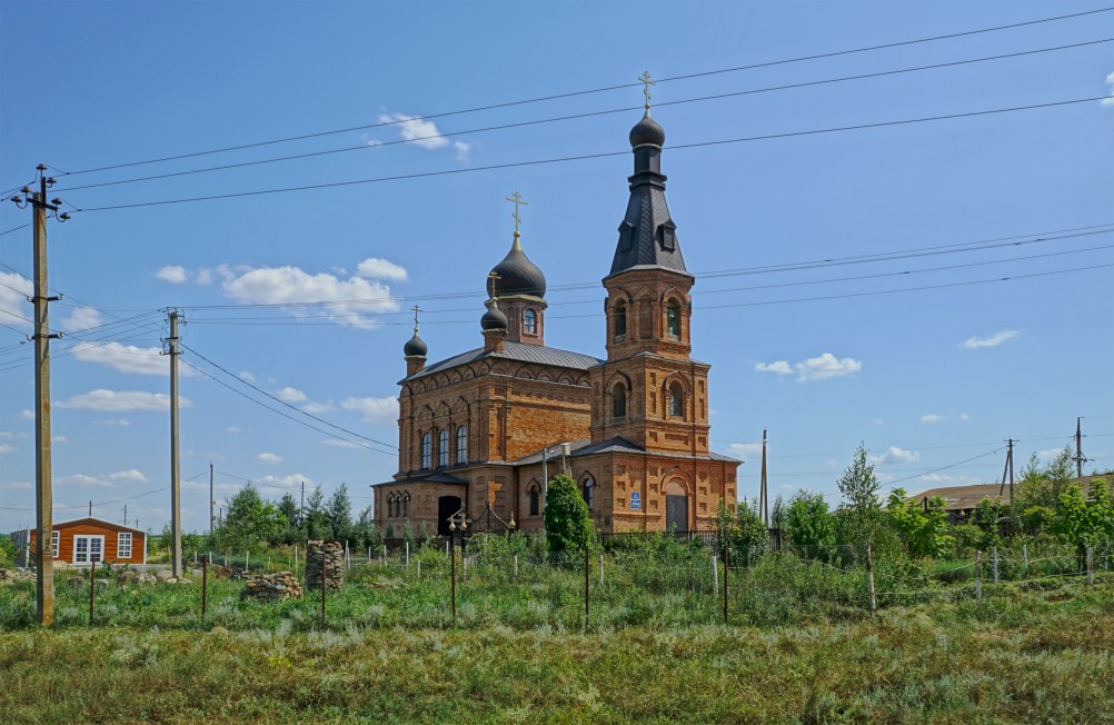 Храм Покрова Пресвятой Богородицы в хуторе Нижнежуравском