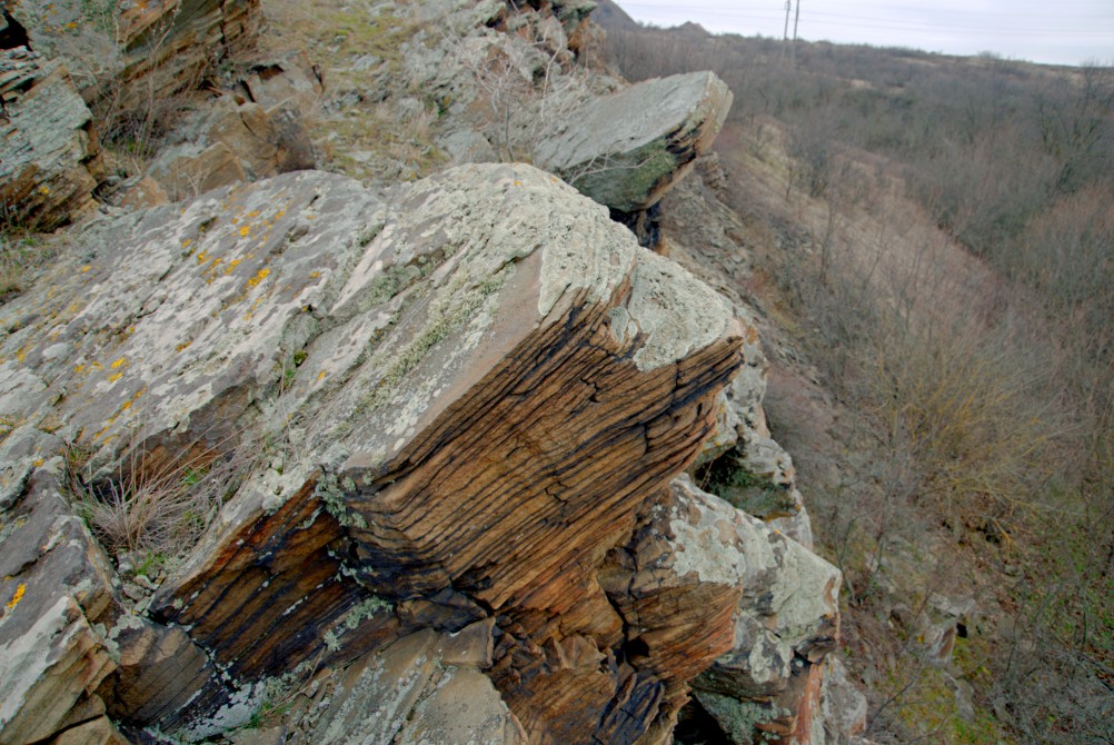 Скалы у посёлка Синегорского