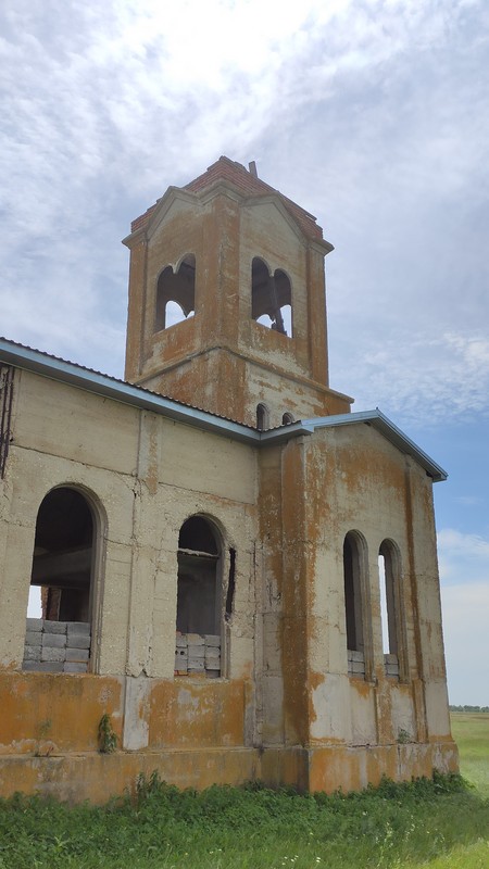 Железобетонная церковь Георгия Победоносца в хуторе Карповском